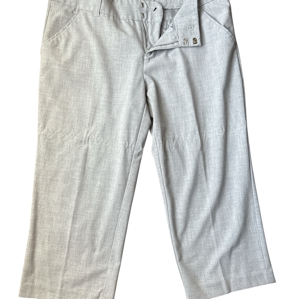 Women’s Daisy Fuentes Capri Gray Dress Pants